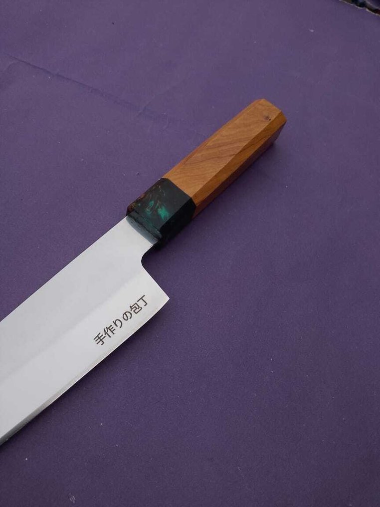廚刀 - 专业的日本K Tip Gyuto,由法国艺术家采用传统工艺手工制作 - K Romain的Gyuto刀手工制作 - 日本 - 法国艺术家合作 #1.0