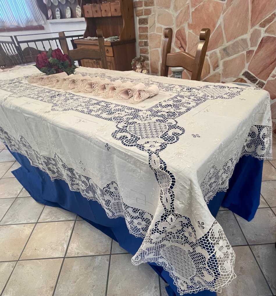 tovaglia da tavola in puro lino con ricami fatti a mano e pizzo burano - Duk (13) - 270 cm - 177 cm - Bordduk #2.1