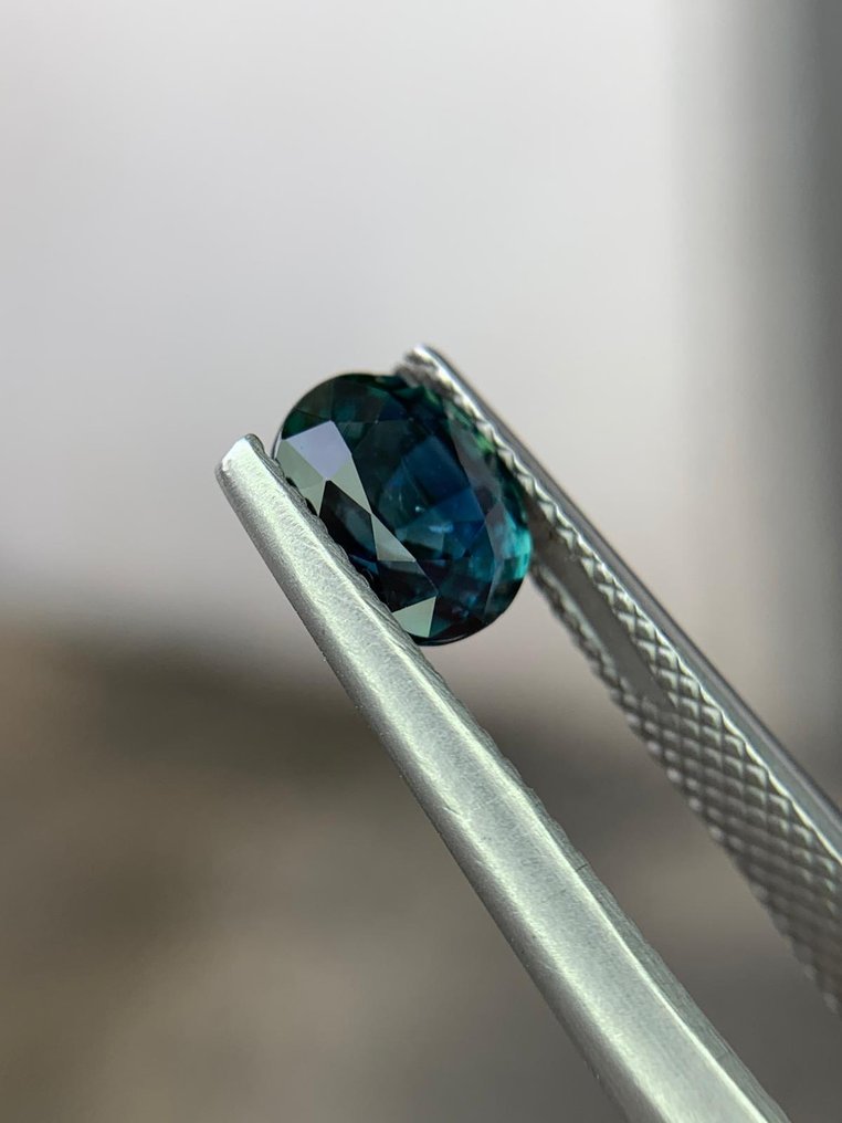 Nincs minimálár Kék, Zöld Zafír - 1.62 ct - Nemzetközi Gemmológiai Intézet (IGI) - zöldeskék #2.1