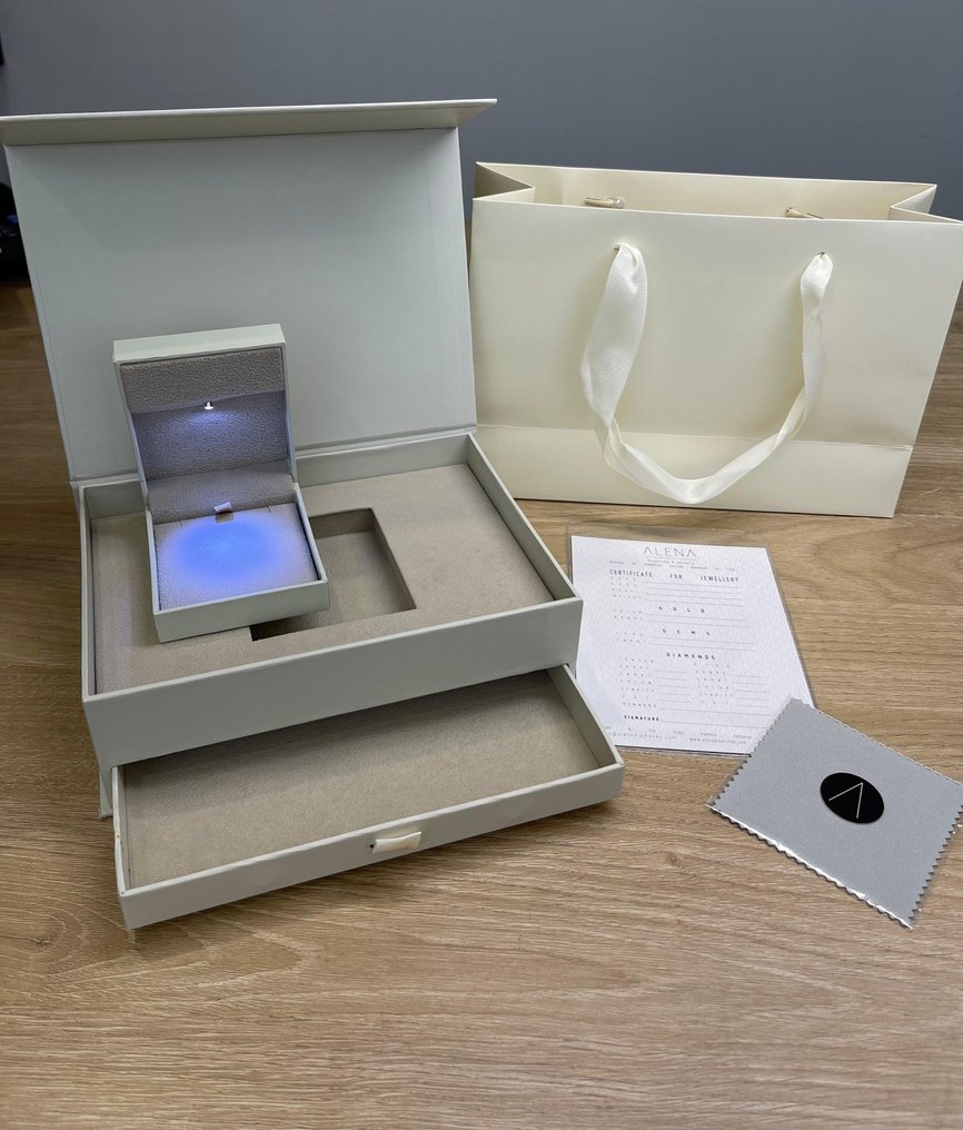 小型钉状耳环 - 14K包金 白金 -  0.82ct. tw. 钻石 (天然)  #4.3