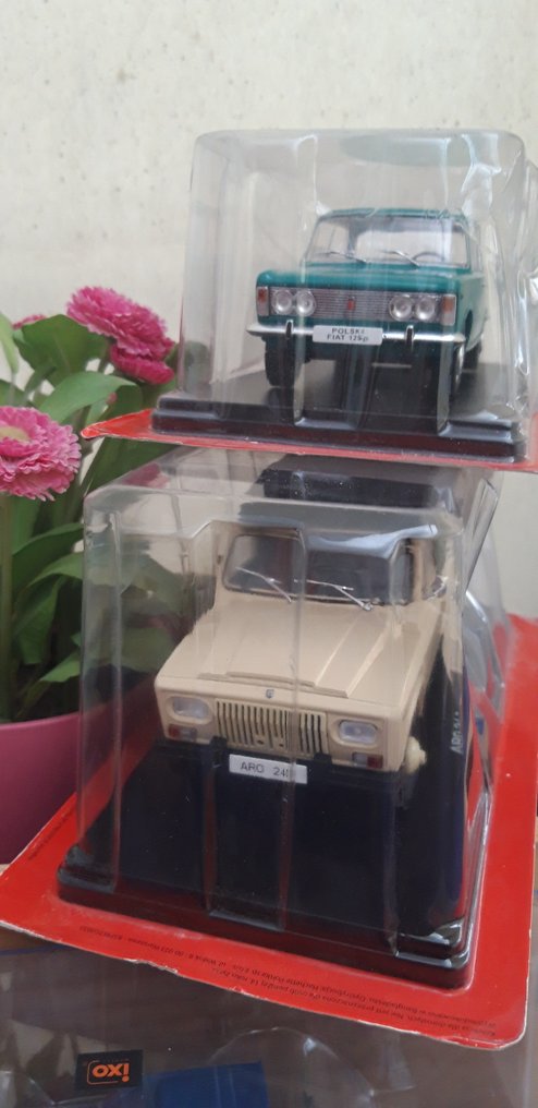 1:24 - Modelbil  (2) - FIAT   125 p,    und    ARO 240 #1.0