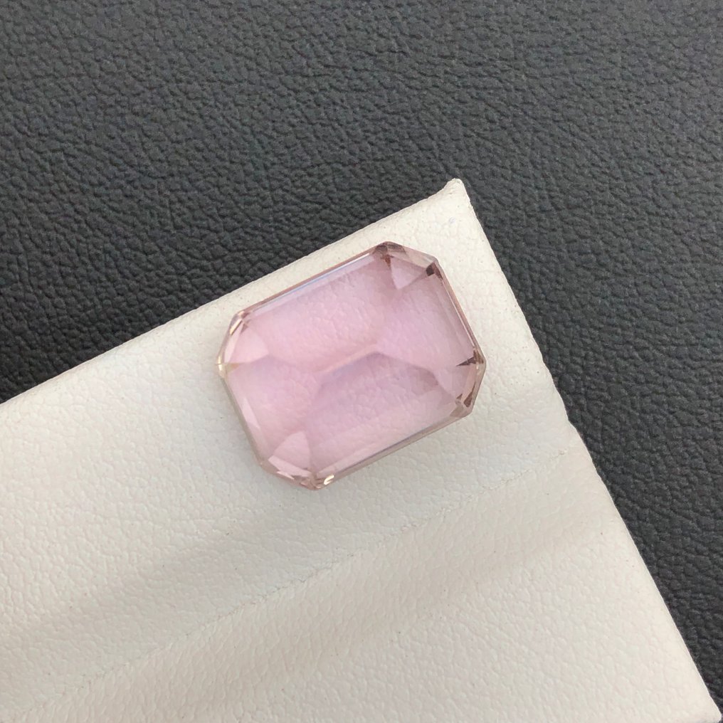 χωρίς τιμή ασφαλείας - 1 pcs  Ροζ Κουνζίτης  - 13.98 ct - International Gemological Institute (IGI) #1.0