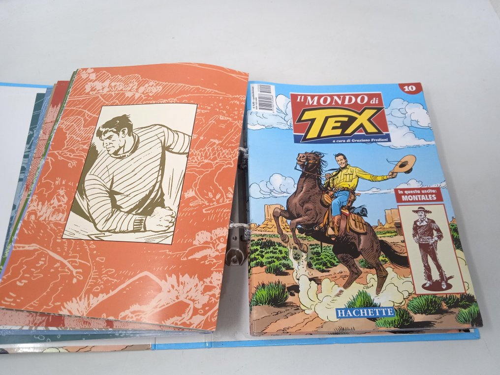 Lotto 5x - Il mondo di Tex Hachette raccoglitore 40 fascicoli + 4x statuette - 5 Folder and figurines - Various editions #4.3