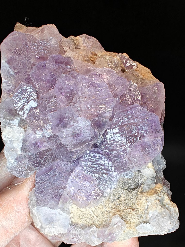 Fluorite Crystals on matrix - Height: 10 cm - Width: 6 cm- 540 g #1.0
