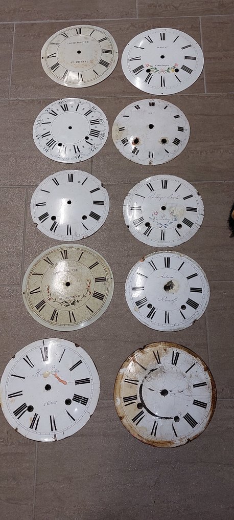 Clock - Iron - 1940-1950 - Dials #1.0