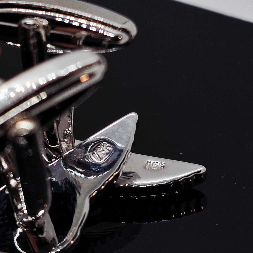 Λαμιναρισμένο λευκό χρυσό (18k). - Μανικετόκουμπα - Bentley. #1.0