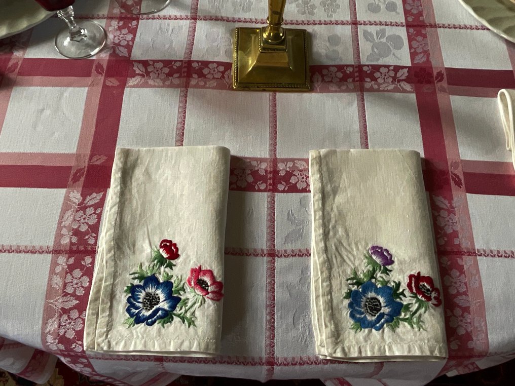 8 Early XXth Century linen napkins with anemone design - Napkin  - 40 cm - 40 cm #2.1