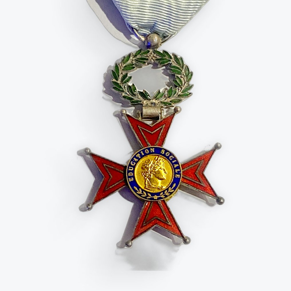 法国 - 军事勋章 - 社会教育勋章骑士奖章 #1.0