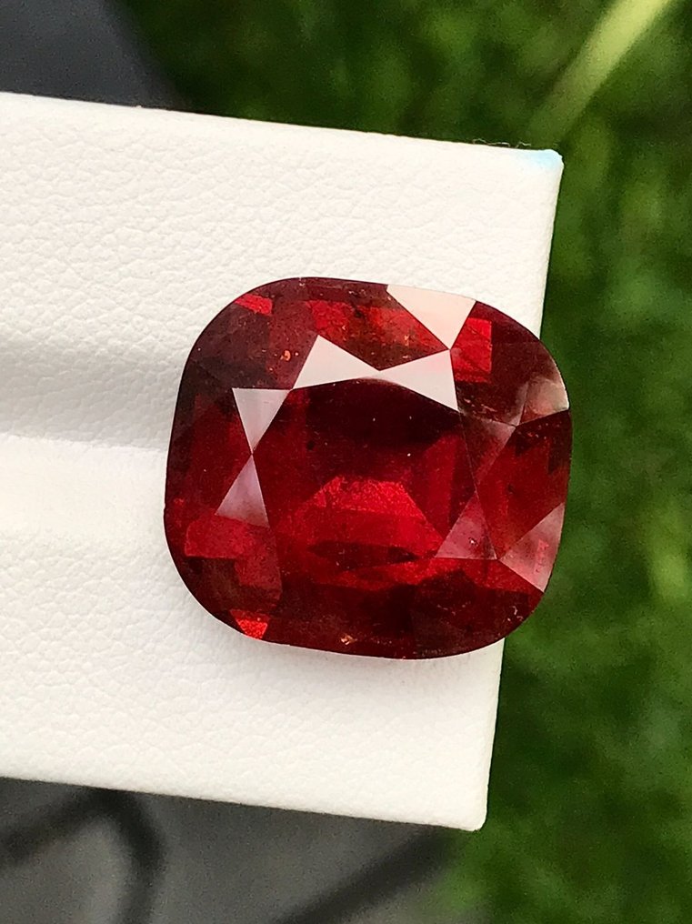 No Reserve Price - 1 pcs Orange, Red Garnet, Spessartite - 27.60 ct - International Gemological Institute (IGI) - HUGE SIZE GARNET RAREST #2.1