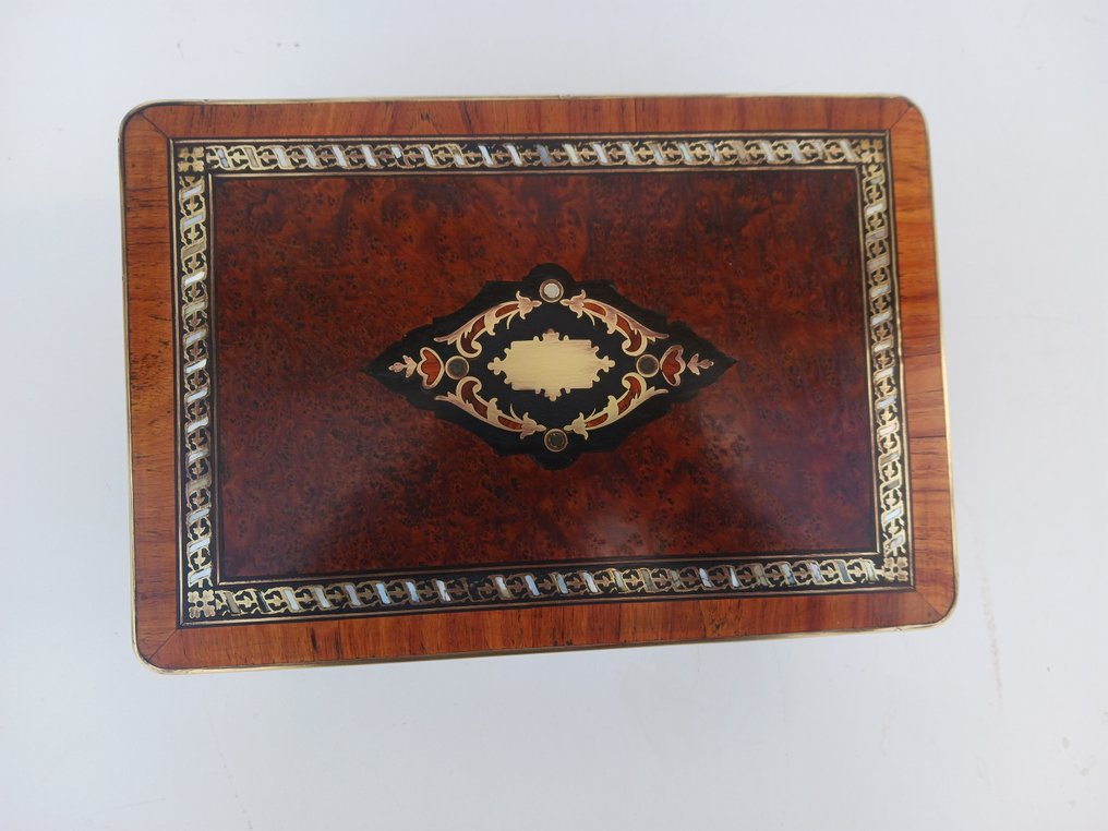 Grand coffret boite à bijoux en marqueterie Boulle Loupe d'orme thuya époque Napoléon III - Jewellery box - Gilt brass #3.2