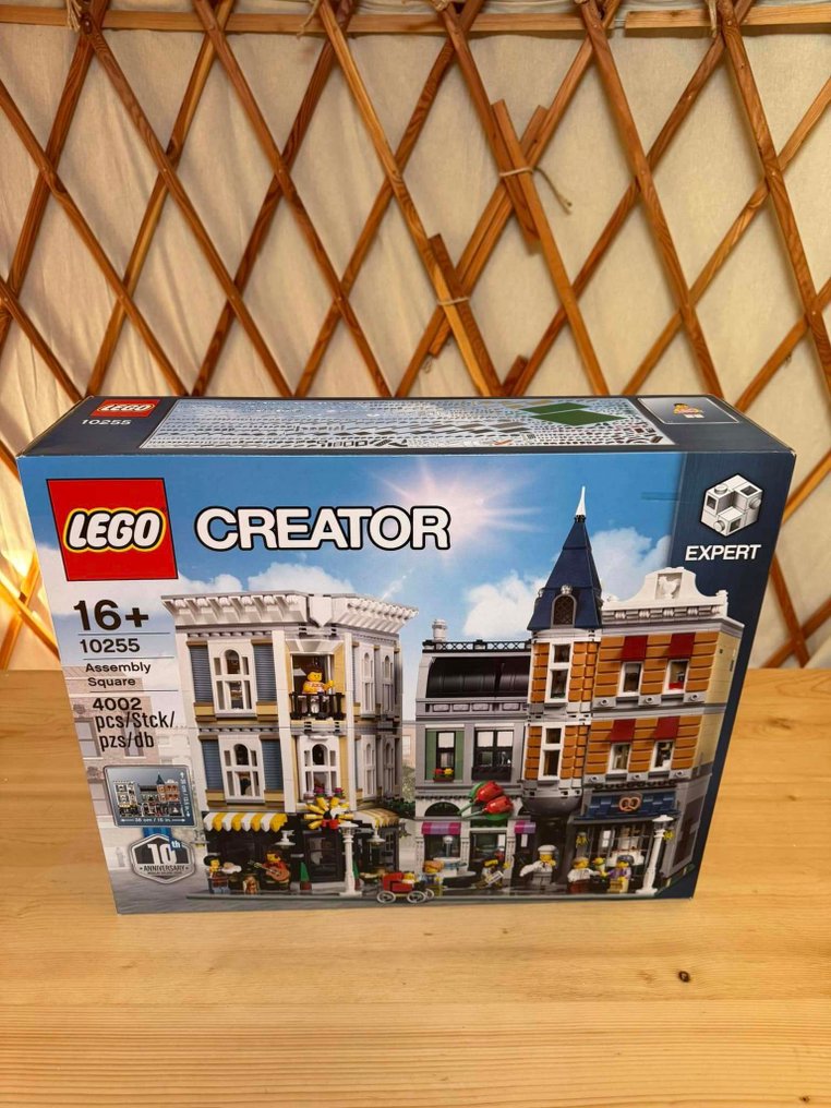 Lego Set - 10255 - Creator Expert - Assembly Square - Misb/Ritirato #1.0