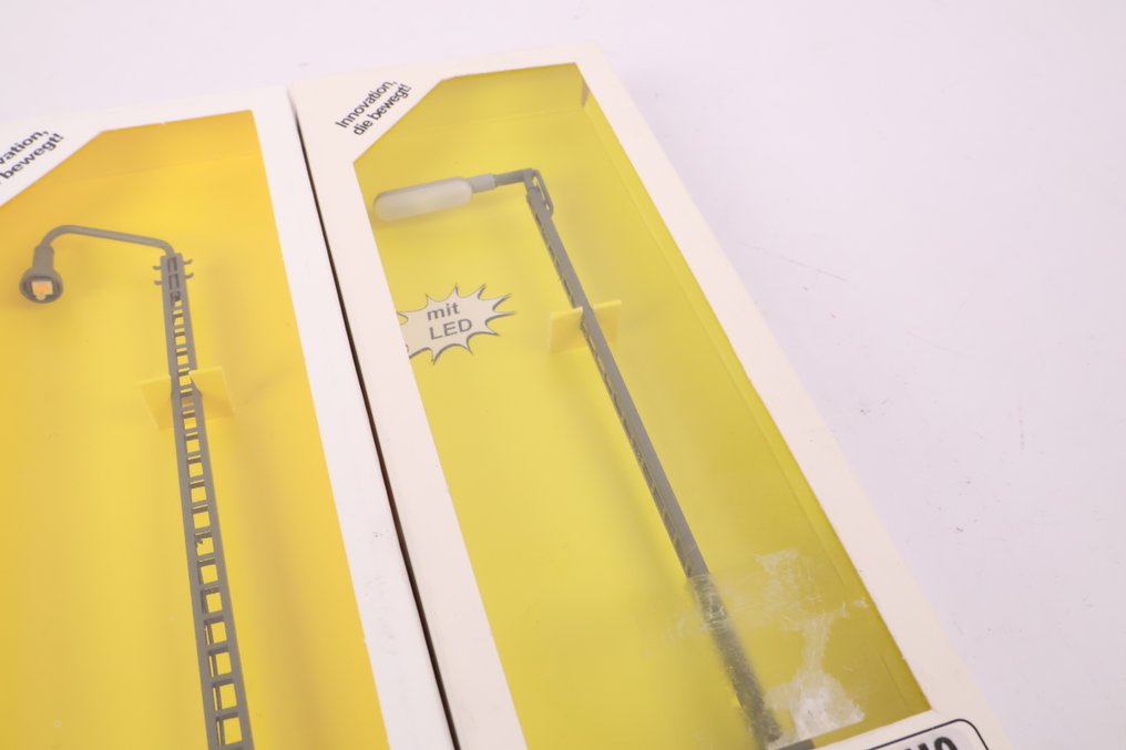 Viessmann H0 - 6030/6362/6364/6384 - Model train lighting (5) - Package with 5 diverse LED lanterns #2.1