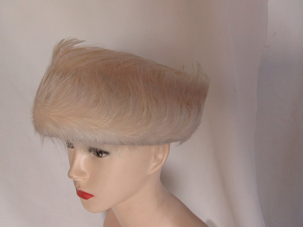 Artisan Furrier - 皮毛大衣 - 复古 #1.0