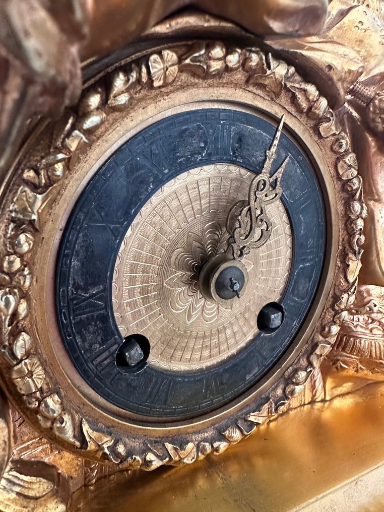 座鐘 -   - 铜鎏金 - 1850-1900 #1.0