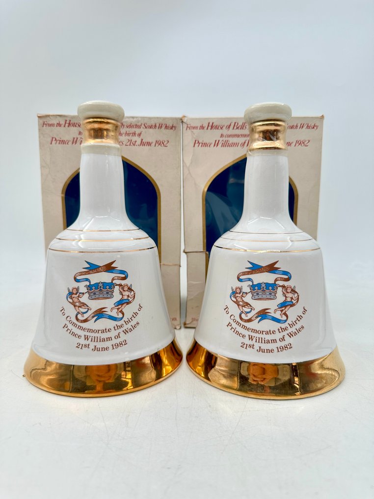 Bell's Decanter Birth of Prince William 1982 - 50cl - 2 bottles #1.0