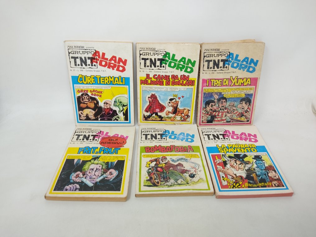 Lotto Alan ford 24x - 4x versioni n. 1 ristampe (2 con doppio poster) + I classici repubblica n. 13 + 12x Gruppo t.n.t + - 24 Fumetti - Flere udgaver #4.3
