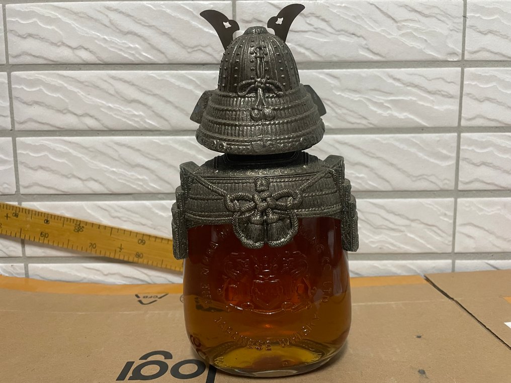 Nikka Gold & Gold Samurai - 750ml #1.0