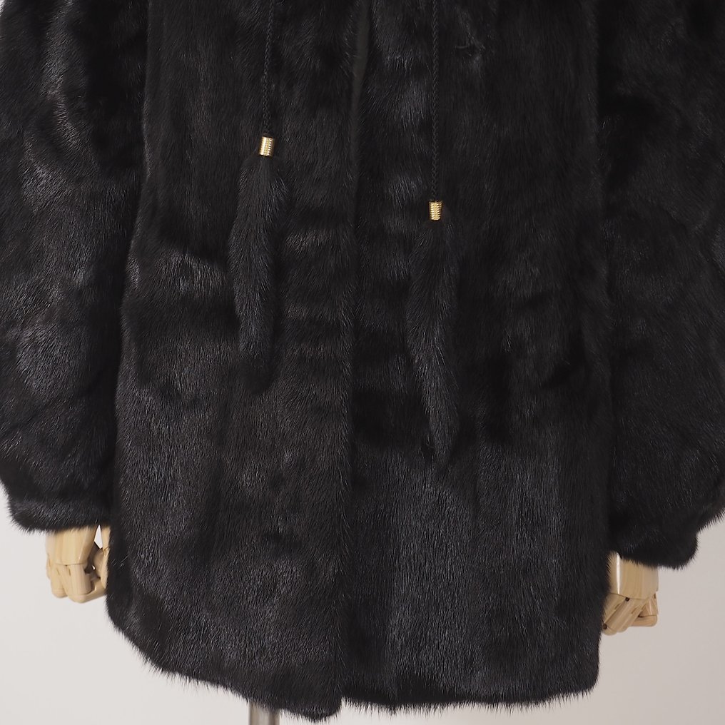 Saga Furs - 皮毛大衣 #4.3