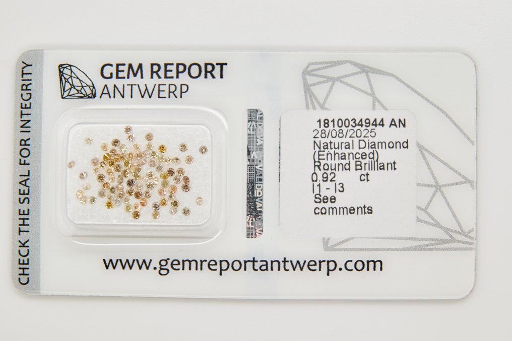 Sin Precio de Reserva - 88 pcs Diamante (Color tratado) - 0.92 ct - Redondo - I1, I2, I3 - Gem Report Antwerp (GRA) #3.2