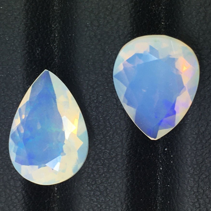 Senza Prezzo di Riserva - 2 pcs  Bianco Opale  - 5.32 ct - Antwerp Laboratory for Gemstone Testing (ALGT) - NATURAL OPAL #3.2