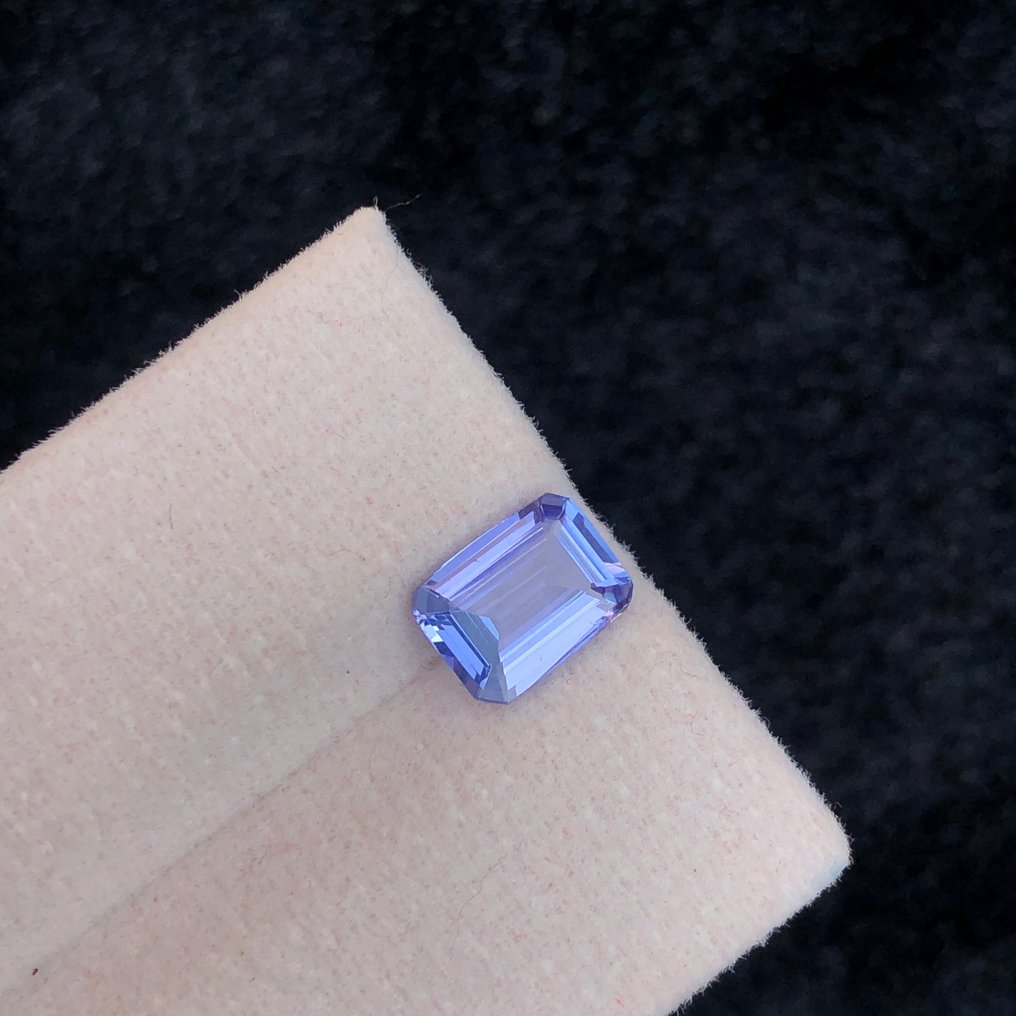 χωρίς τιμή ασφαλείας - 1 pcs  Βιολετί, Μπλε Τανζανίτης  - 1.34 ct - International Gemological Institute (IGI) #2.1