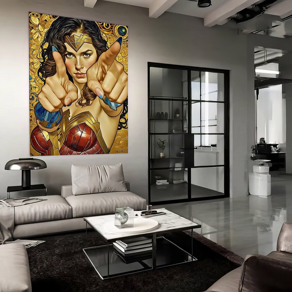 Jacob Hitt - does Wonder Woman Gold w/COA  XXL #1.0