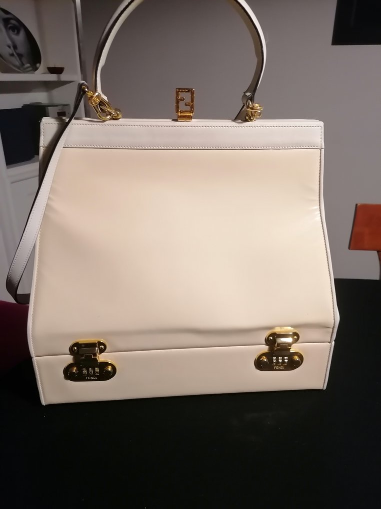 Set de aseo de viaje - Piel de becerro #4.3