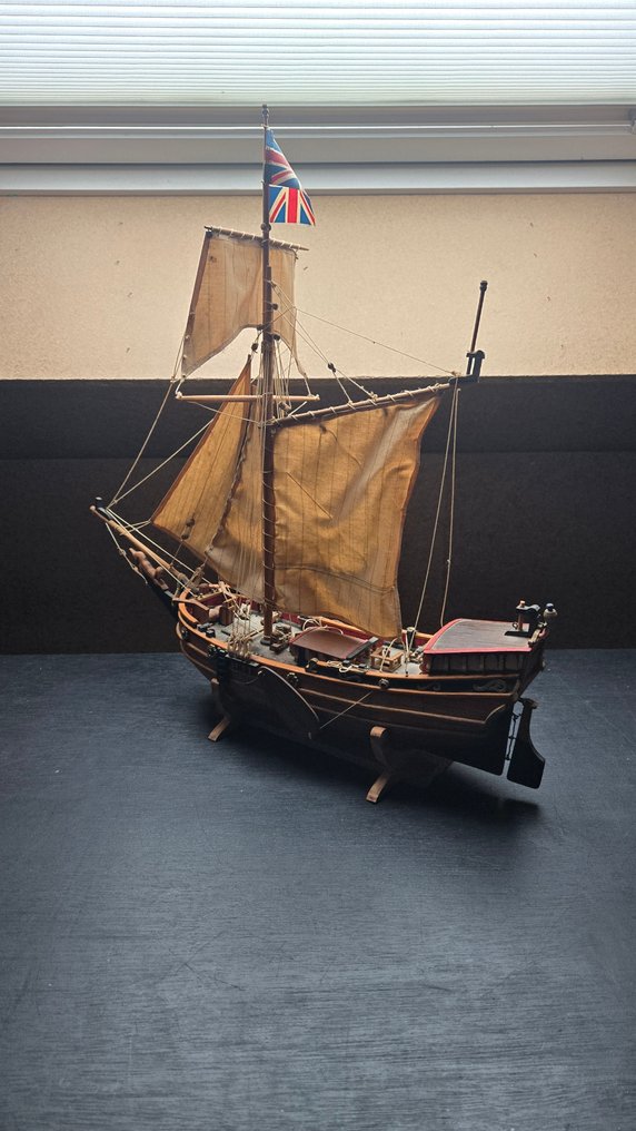 Modellboot - H.M.S. Mary #2.1