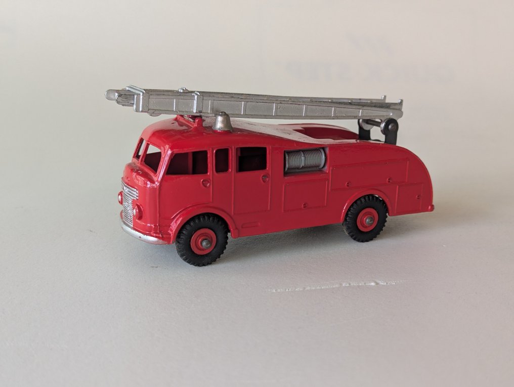 Dinky Toys - 模型貨車 - Dinky Toys 555 Fire Engine With Extending Ladder, Boxed #1.0