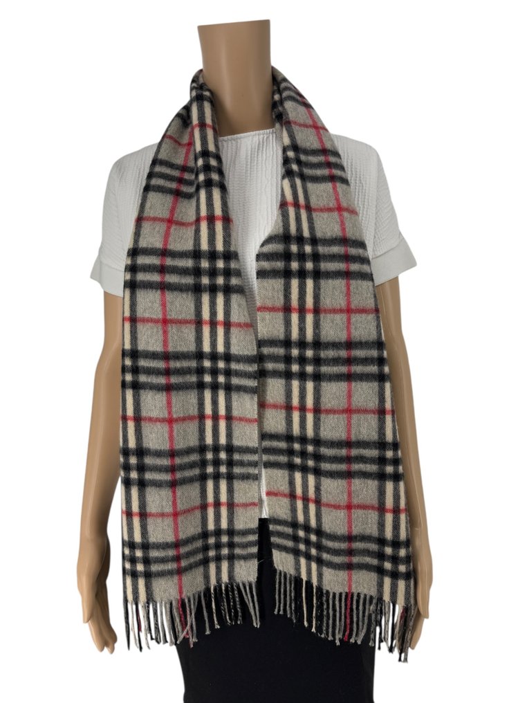 Burberry - Scarf #4.3