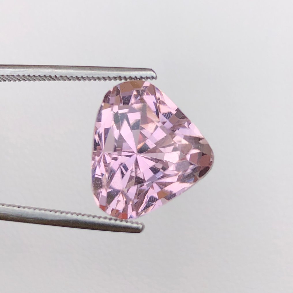 没有保留价 - 1 pcs 粉色 锂辉石 - 10.78 ct - 国际宝石研究院(IGI) #1.0