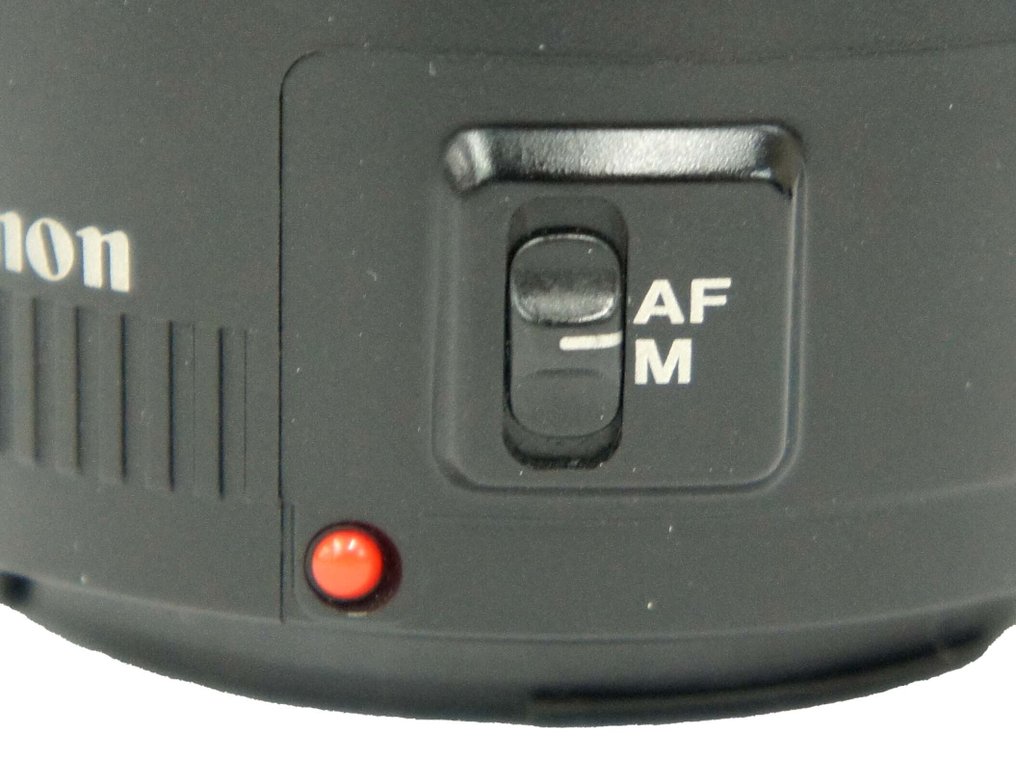 Canon EF 50mm f/1.8 Objectif principal #2.1