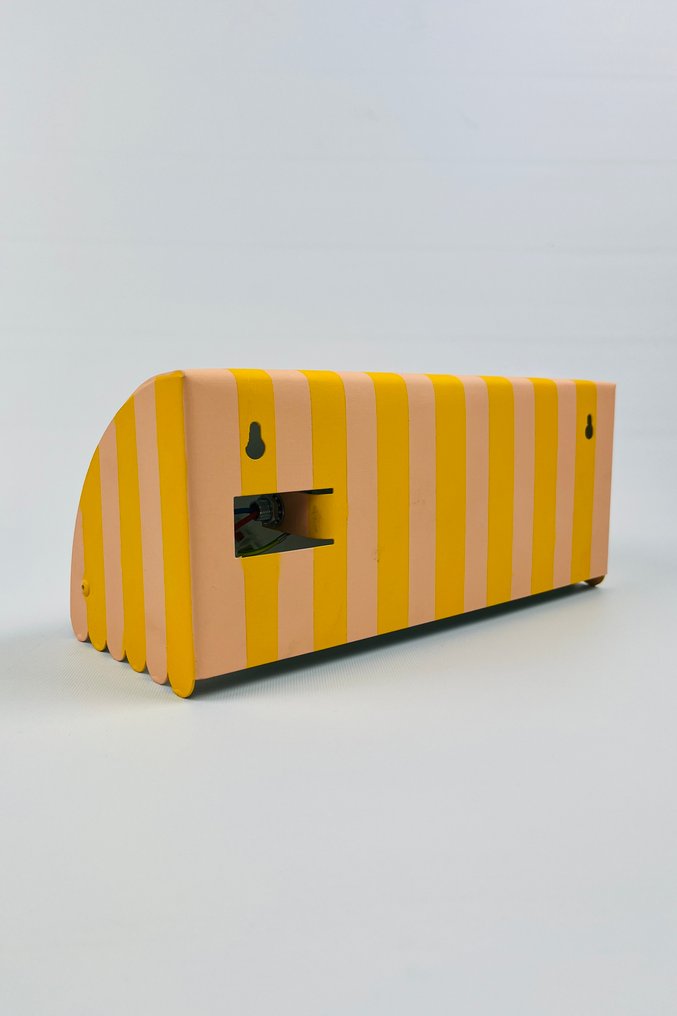 Design Social Club - Wall sconce - Resistance Series Market - Aluminium - Cheese shop #4.3