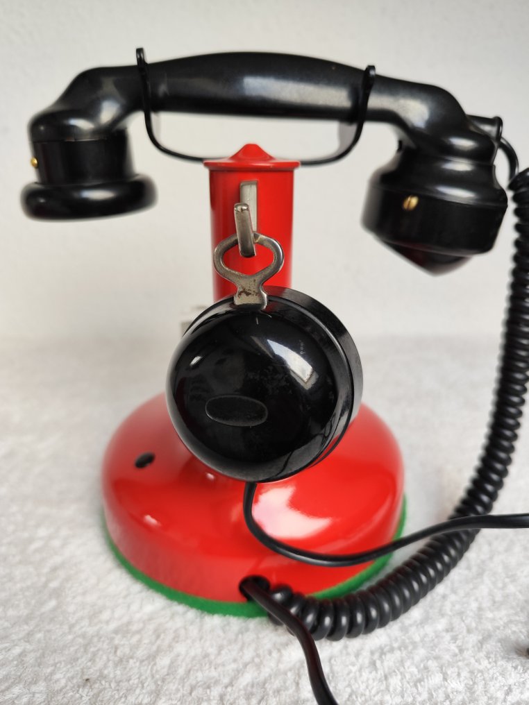 A.O.I.P. Association des Ouvriers en Instruments de Précision - Telefono analogico - Tipo BCI 1924 - Acciaio, Bachelite #2.1
