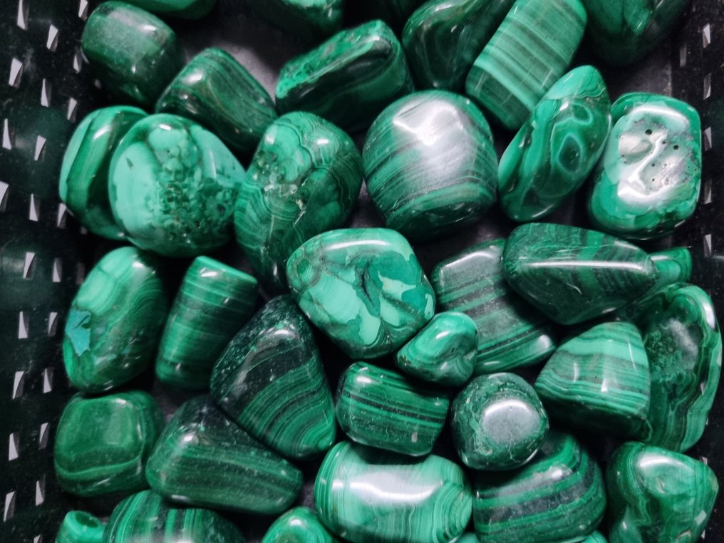 TRIPPLE A QUALITY Malachite Poleret- 1 kg - (1) #3.2
