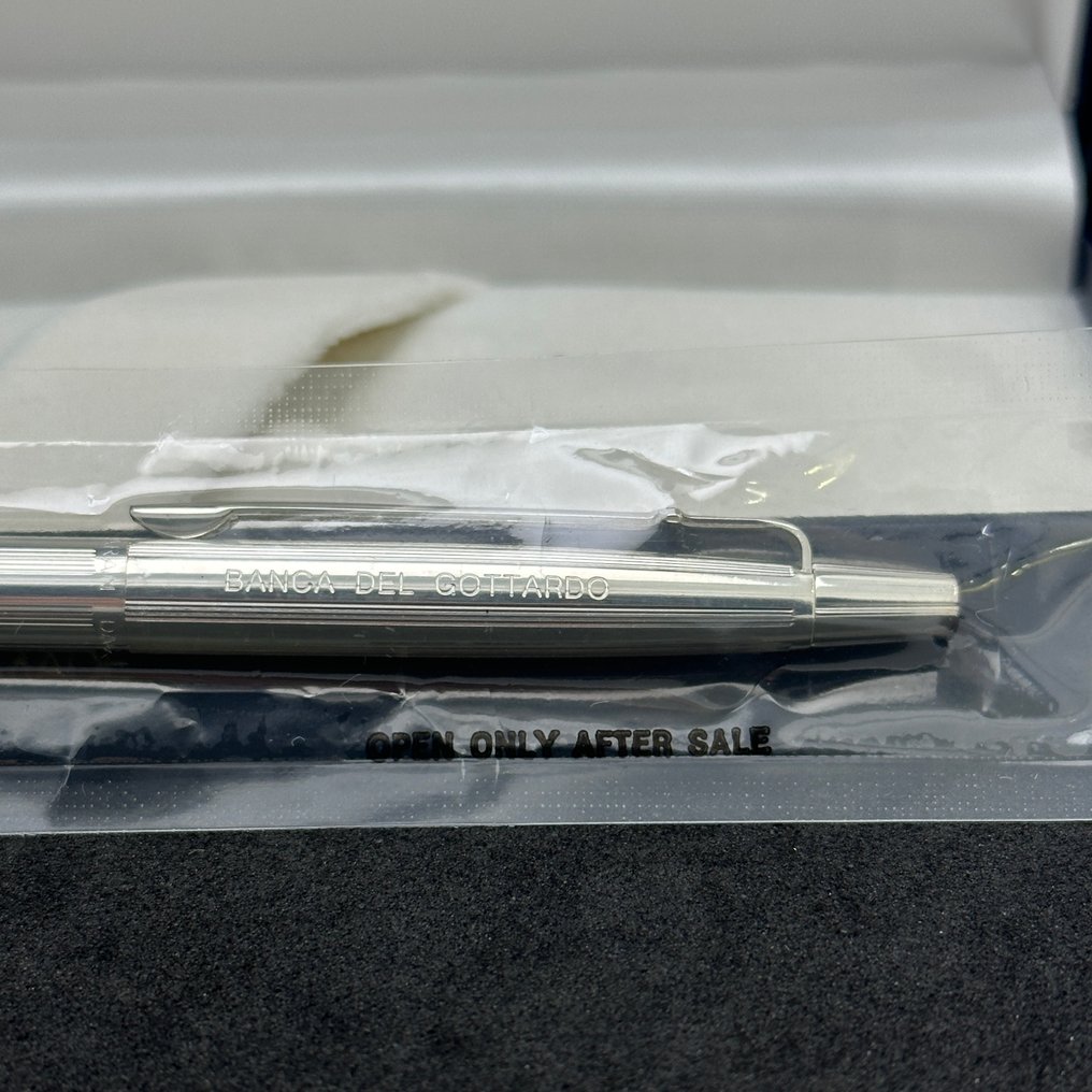 Caran d'Ache - Never Used - Ballpoint Pen  - Silver Plated - Full Set New - Penna a sfera #4.3