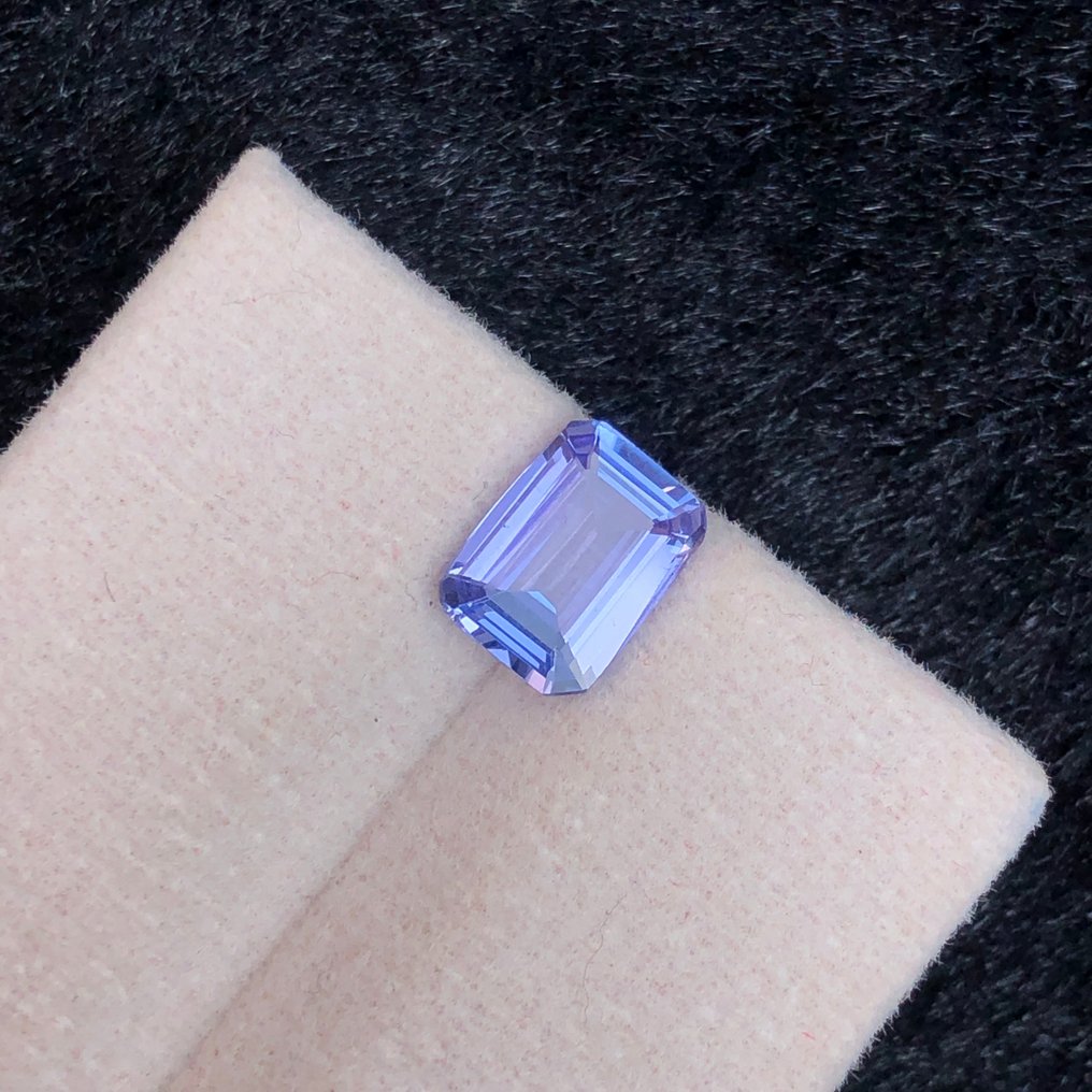 χωρίς τιμή ασφαλείας - 1 pcs  Βιολετί, Μπλε Τανζανίτης  - 1.34 ct - International Gemological Institute (IGI) #4.3