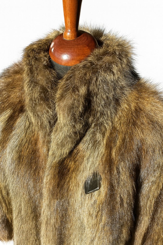 Artisan Furrier - 皮毛大衣 - 复古 #1.0