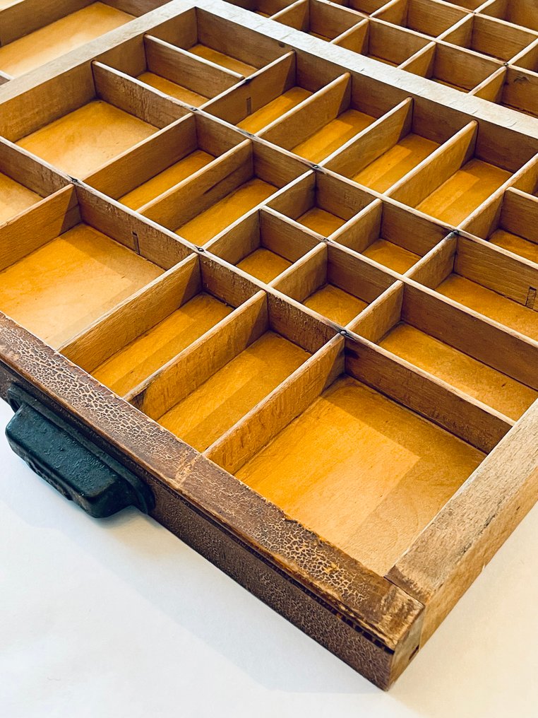 148 vakken - Vitrineskab - Amsterdam 83 x 66 x 4 - Bøg - XXL brevskab #1.0