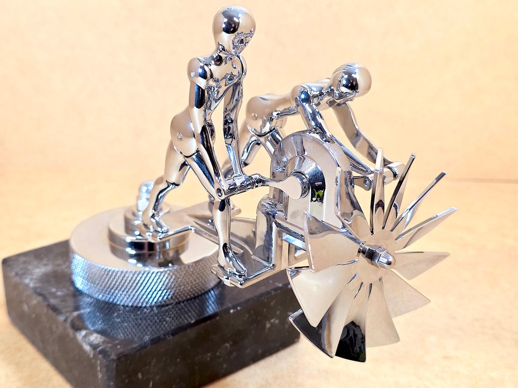 Stemma da auto (1) - Liberty - Action Twins - 1930-1940 #4.3