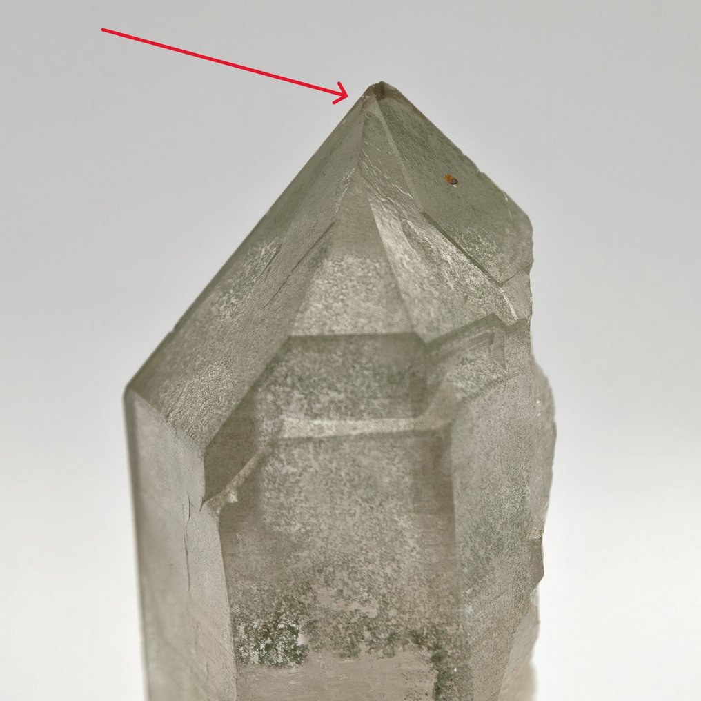 Large quartz with green chlorite phantom, Switzerland Crystals on matrix - Height: 73 mm - Width: 43 mm- 138 g #3.2