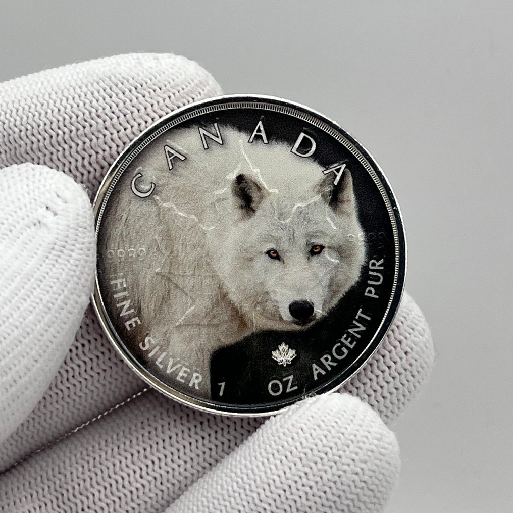 Canada. 5 Dollars 2020 – Canada’s Wildlife – Arctic Wolf (Coin #6) – 1 oz Silver coin .9999 – Colorized #1.0