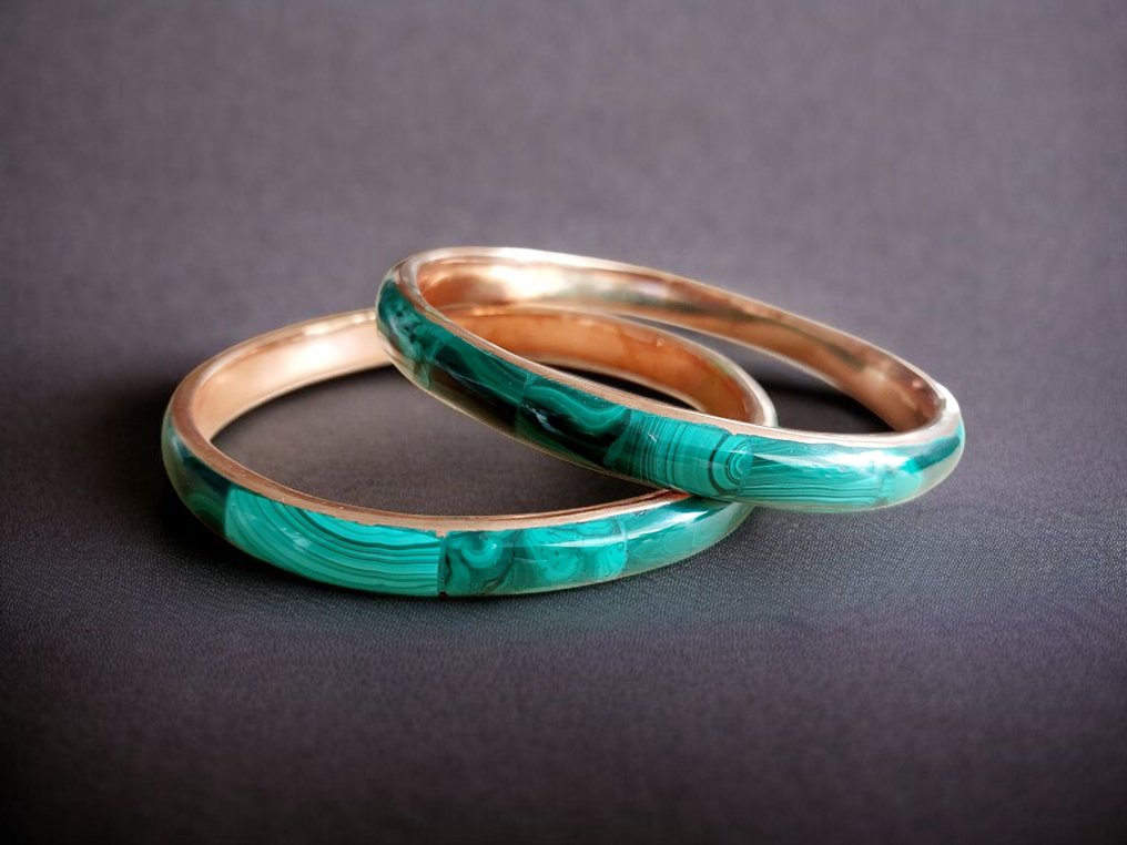 Μαλαχίτης εξαιρετικής ποιότητας. Φυσική πέτρα χωρίς επεξεργασία. Χειροποίητο βραχιόλι από χαλκό.- 74 g - (2) #1.0