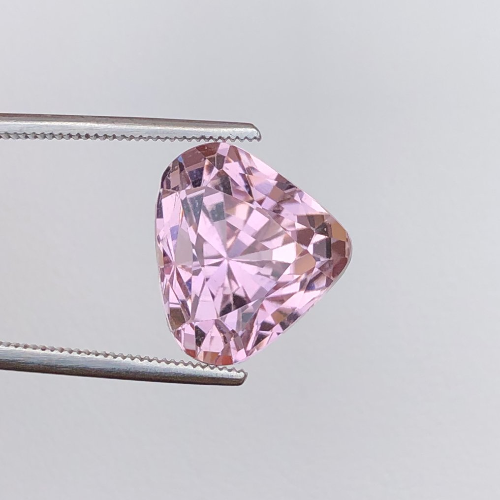 没有保留价 - 1 pcs 粉色 锂辉石 - 10.78 ct - 国际宝石研究院(IGI) #1.0