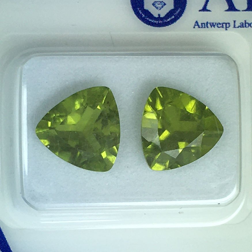 No reserve price - 2 pcs Green Peridot - 4.61 ct - Antwerp Laboratory for Gemstone Testing (ALGT) - NATURAL PERIDOT #1.0