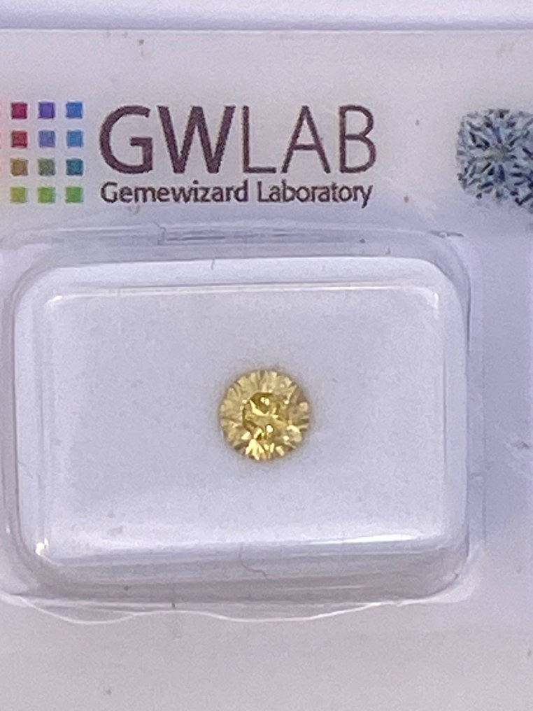 没有保留价 - 1 pcs 钻石 (经彩色处理) - 0.42 ct - 圆形 - Fancy 黄色 黄色 - I1 内含一级 - Gemewizard宝石实验室(GWLab) #1.0