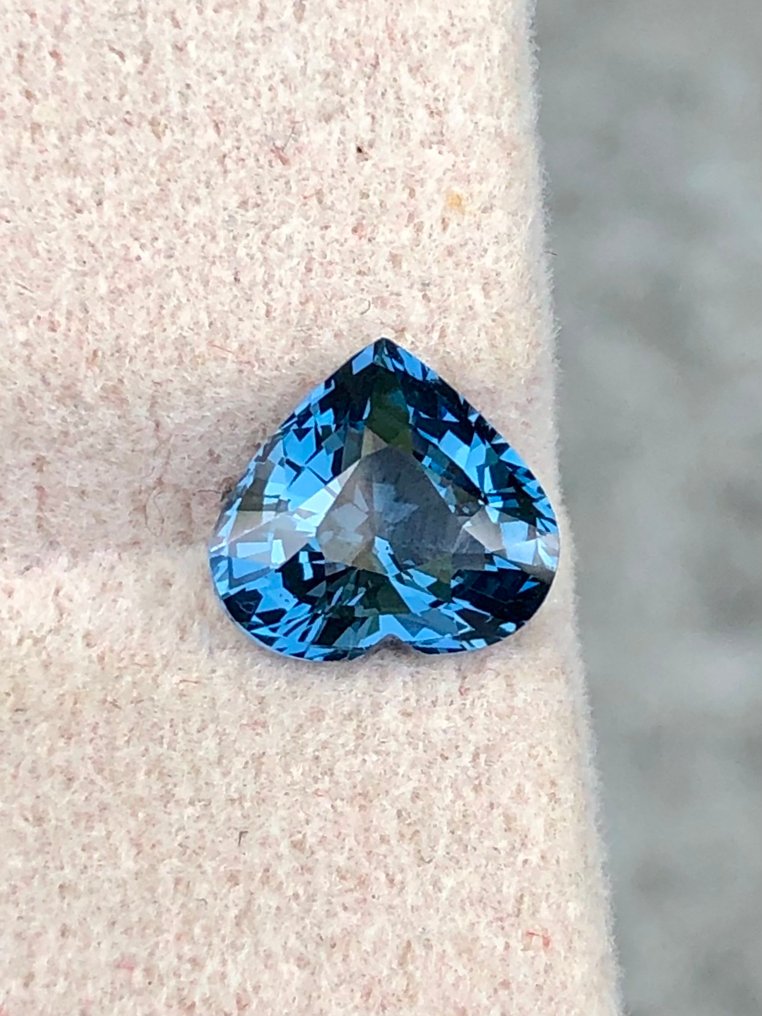1 pcs  蓝色 尖晶石  - 2.14 ct - 国际有色宝石协会（ICA GemLab） #3.2