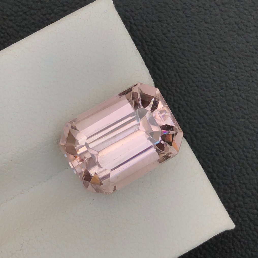 没有保留价 - 1 pcs  粉色 紫锂辉石  - 10.76 ct - 国际宝石研究院（IGI） #2.1