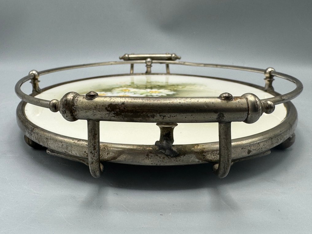 porseleinfabrikant Max Dannhorn - Tray - Metal, Ceramic - Oval marked tray #4.3