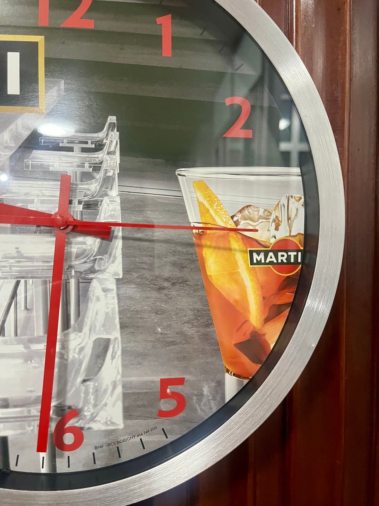 马提尼手表 - 广告标牌 - 铝, 玻璃, 塑料 #2.1